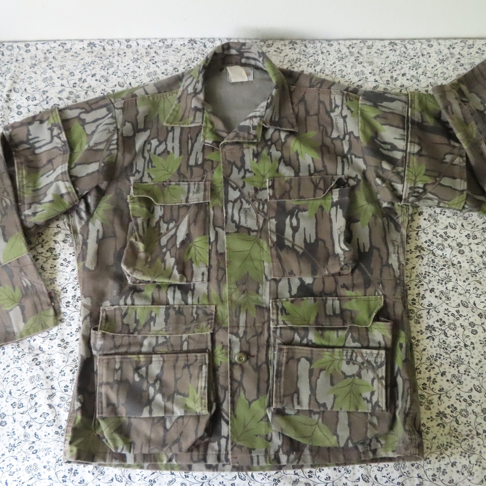 vintage hide and seek treebark camo jacket L 42-44